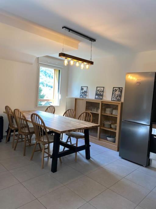 Charmant T4 Duplex Vue Montagne Loudenvielle Exterior photo