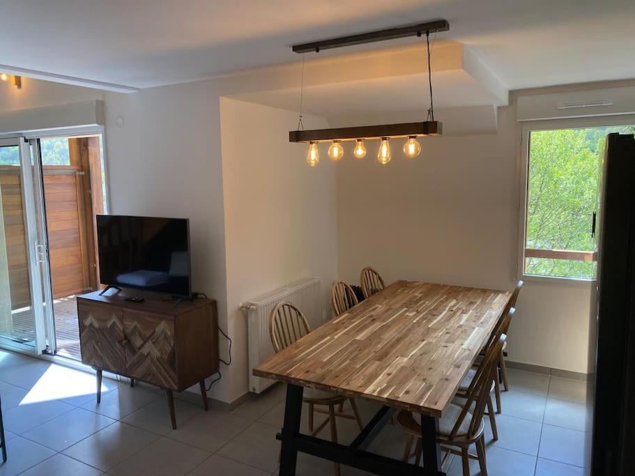 Charmant T4 Duplex Vue Montagne Loudenvielle Exterior photo